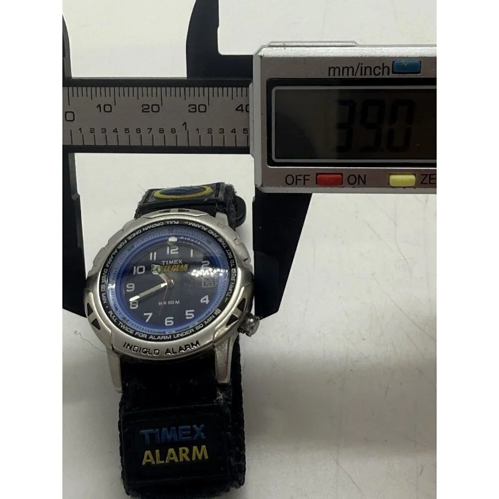 Vtg TIMEX Men Reef Gear Indiglo Alarm Analog Blue Dial Date Quartz Watch WR 50M